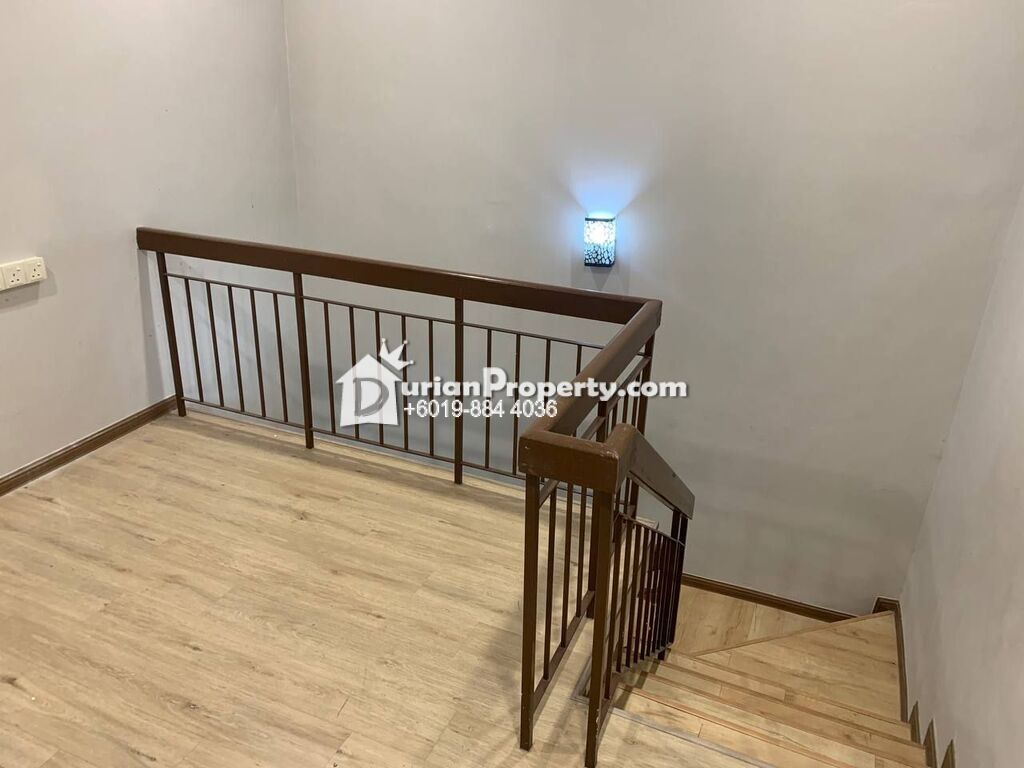 Terrace House For Sale at Taman Amanputra, Puchong