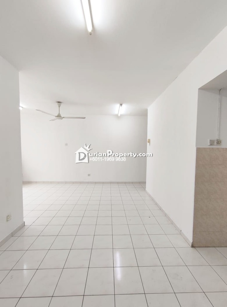 Apartment For Sale at Vista Pinggiran, Bandar Putra Permai