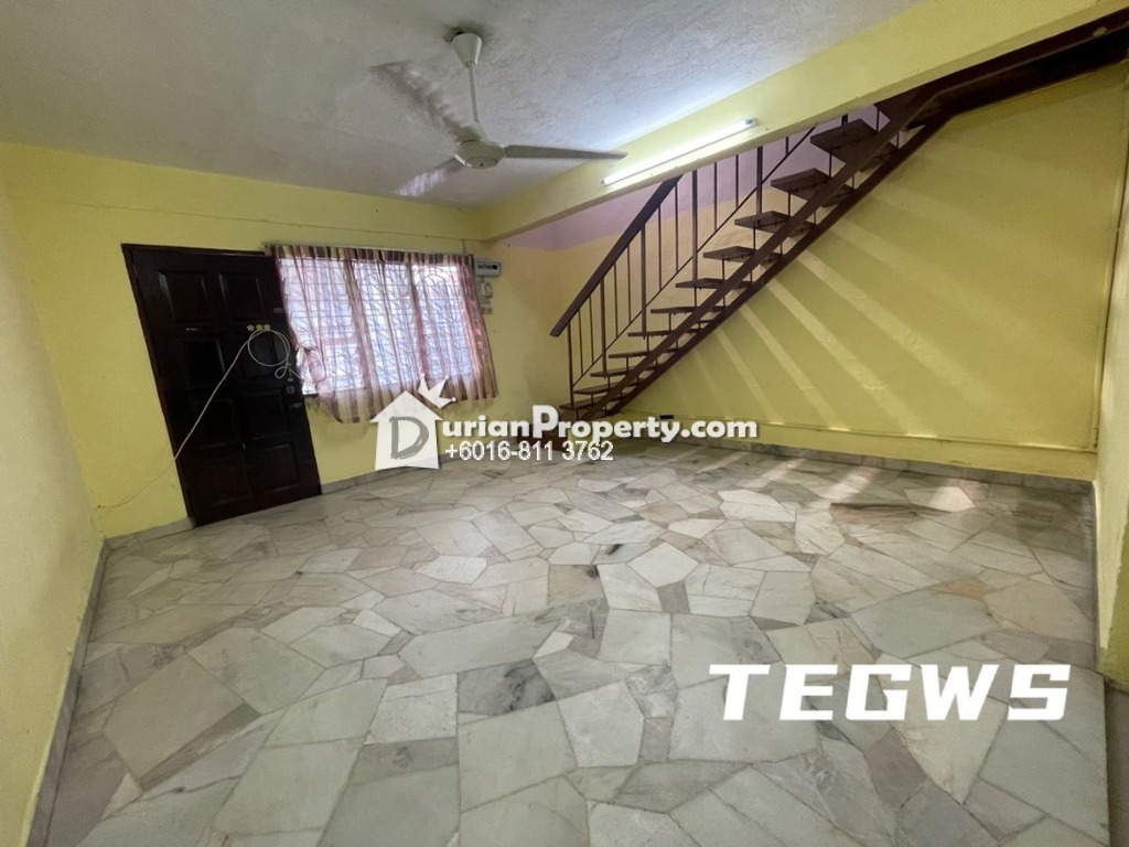 Bungalow House For Sale at Taman Desawan, Klang