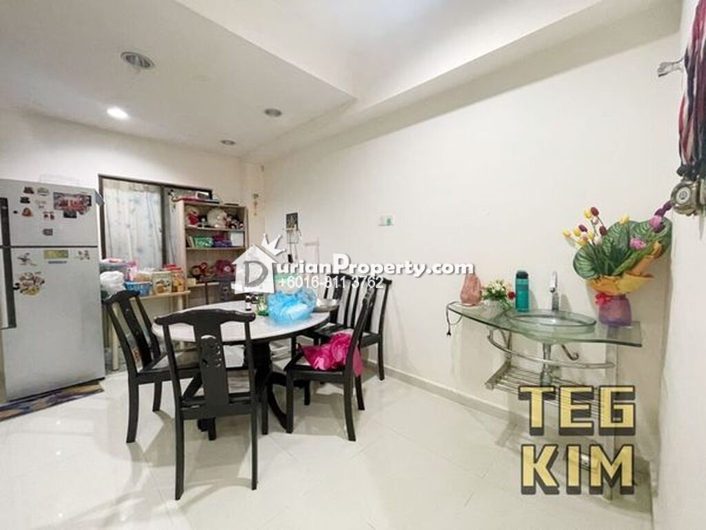Terrace House For Sale at Taman Palm Grove, Klang