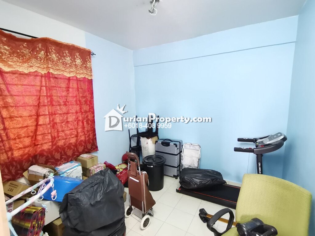 Apartment For Sale at Laguna Biru, Rawang