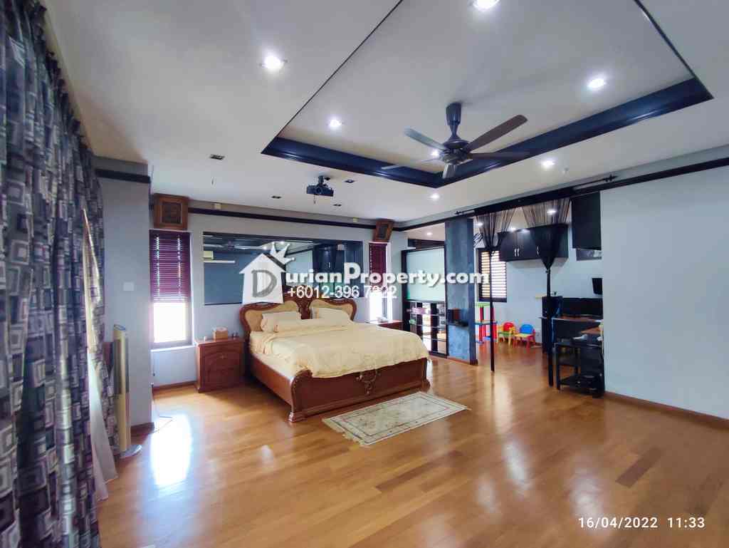 Bungalow House For Sale at Section 7, Shah Alam