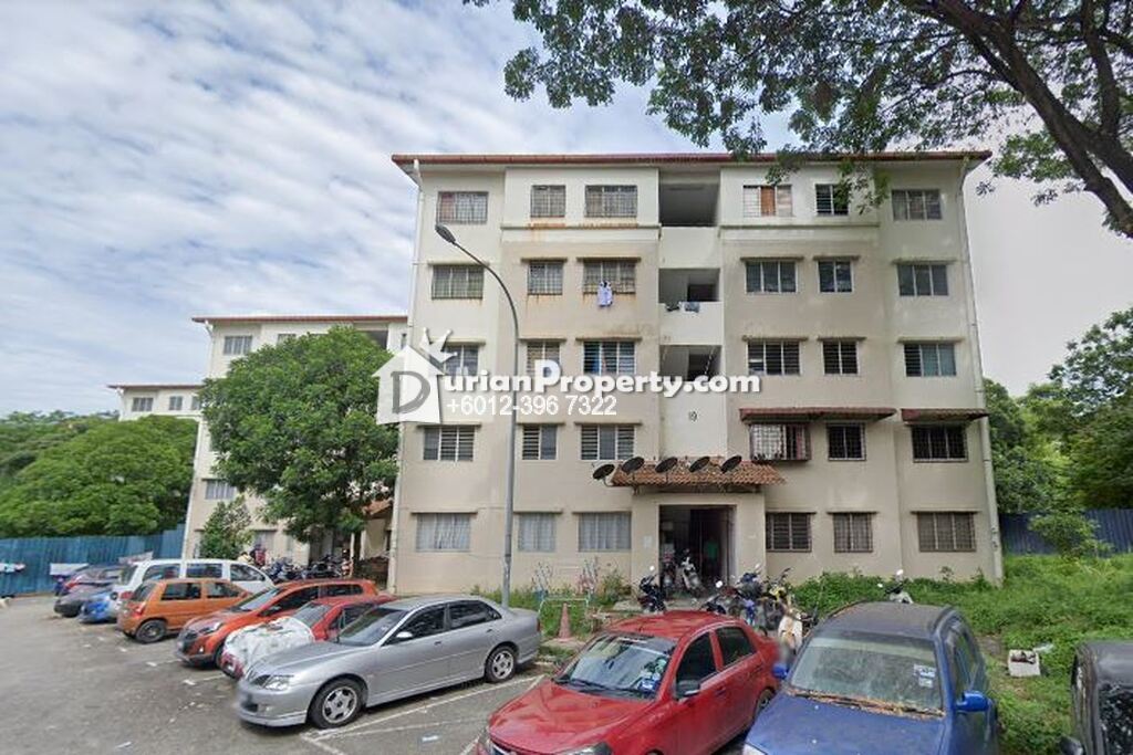 Apartment For Auction at Pangsapuri Bukit Rahman Putra, Sungai Buloh