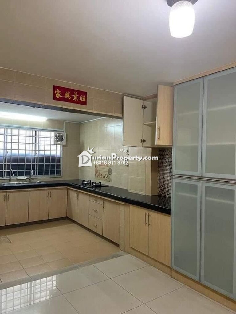 Terrace House For Sale at Taman Palm Grove, Klang for RM 650,000 by