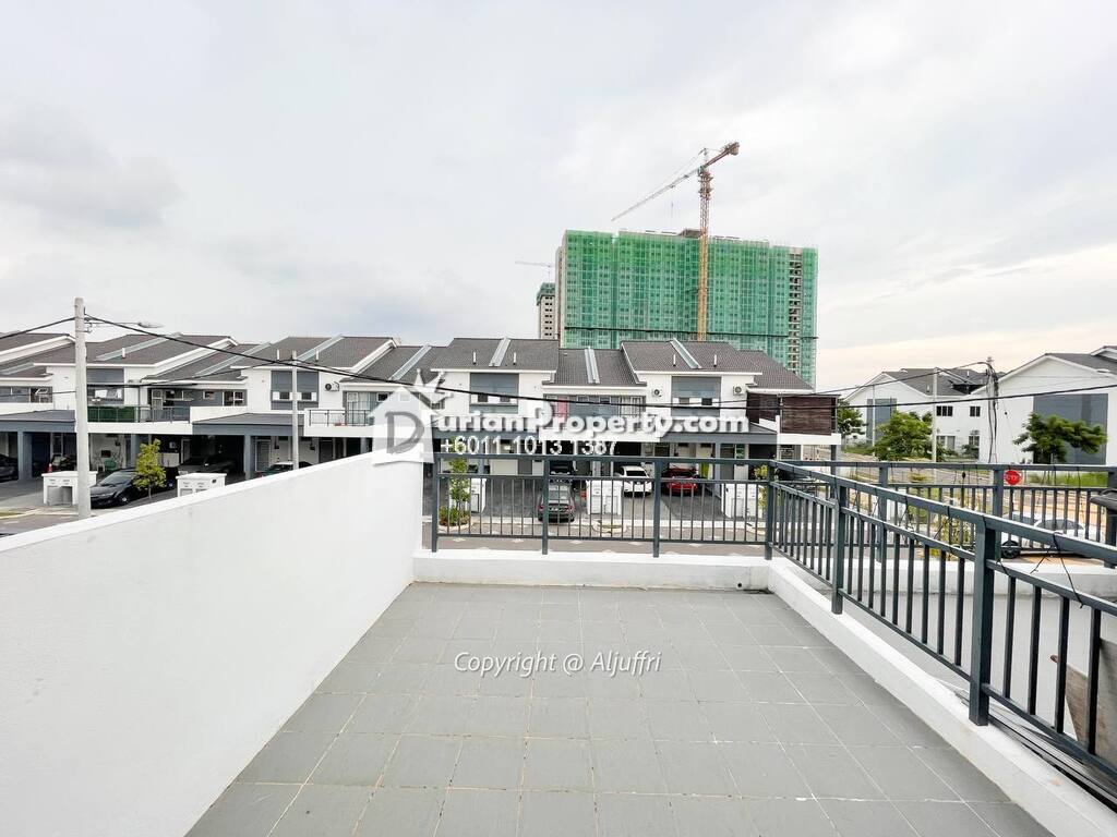 Townhouse For Sale at Simfoni Perdana, Alam Perdana