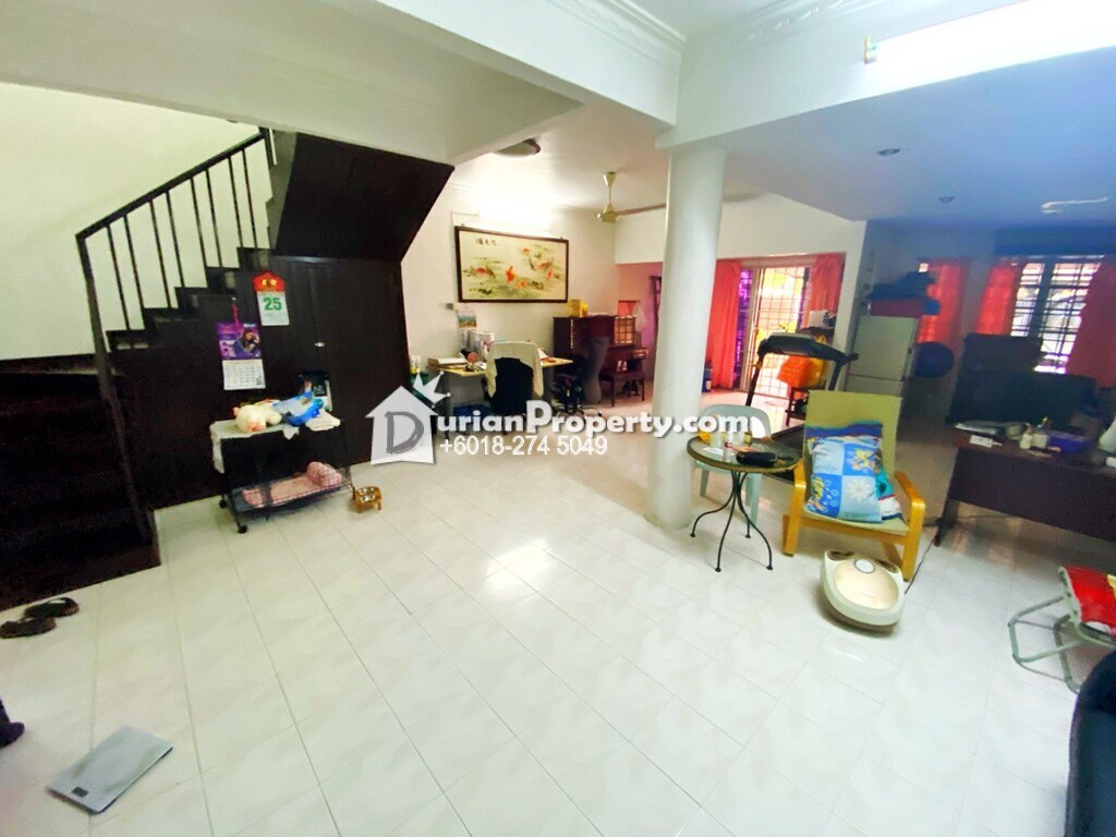 Terrace House For Sale at Taman Kelab Ukay