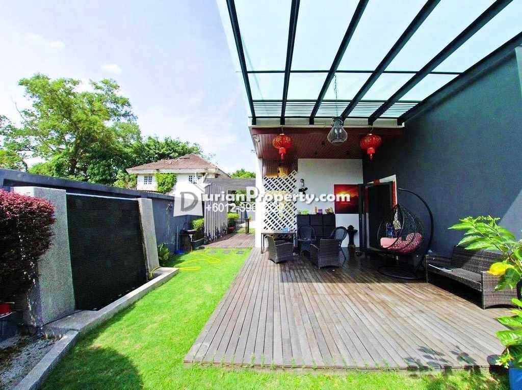 Bungalow House For Auction at Taman Sri Hijau, Rawang