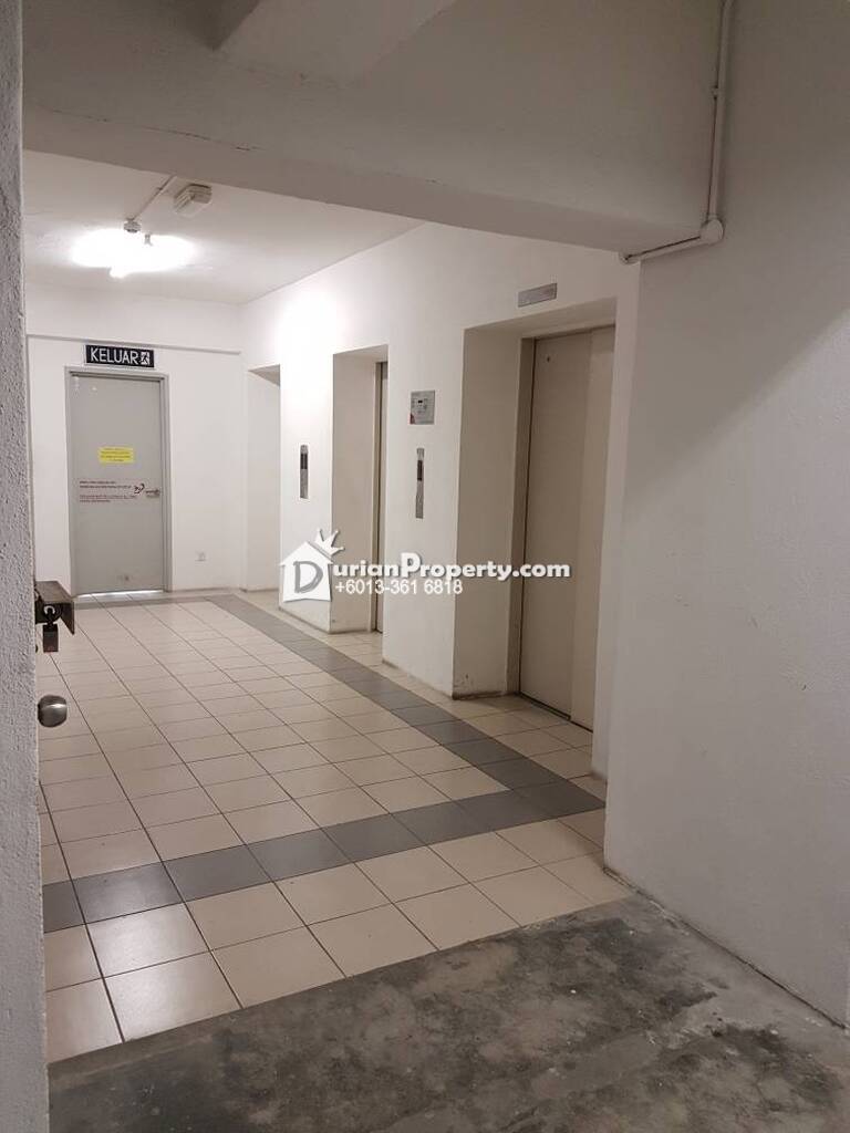 Condo For Sale at Main Place Residence, USJ