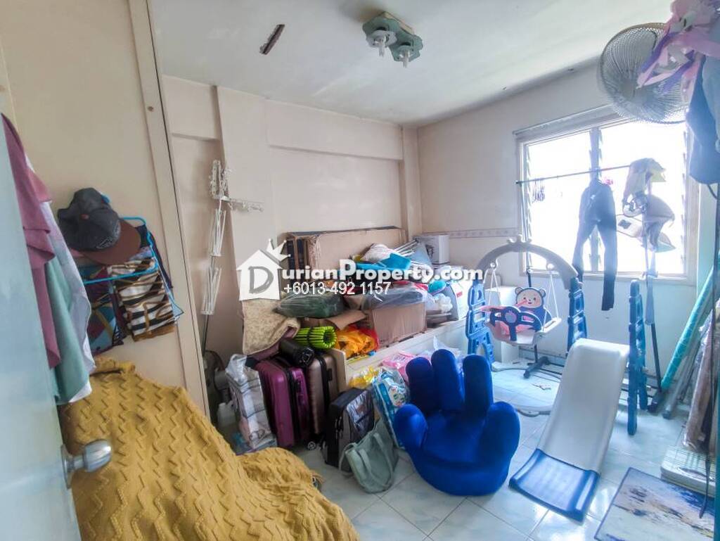 Apartment For Sale at Pangsapuri Makmur, Saujana Impian