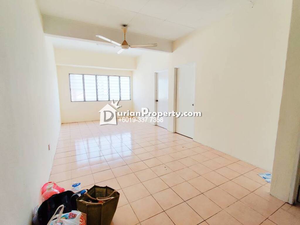 Apartment For Sale at Taman Pinggiran Putra, Bandar Putra Permai