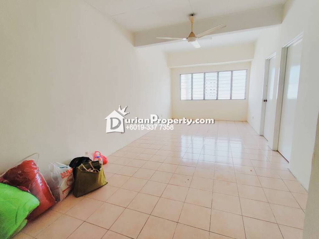 Apartment For Sale at Taman Pinggiran Putra, Bandar Putra Permai