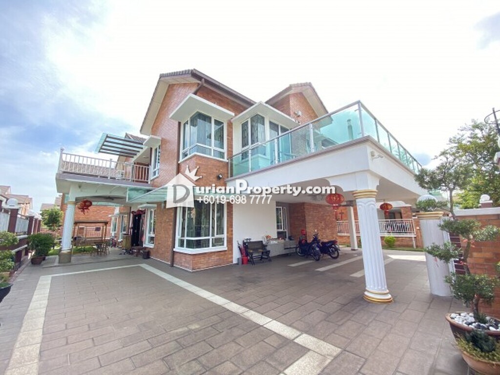 Bungalow House For Sale at Good View, Bandar Sungai Long