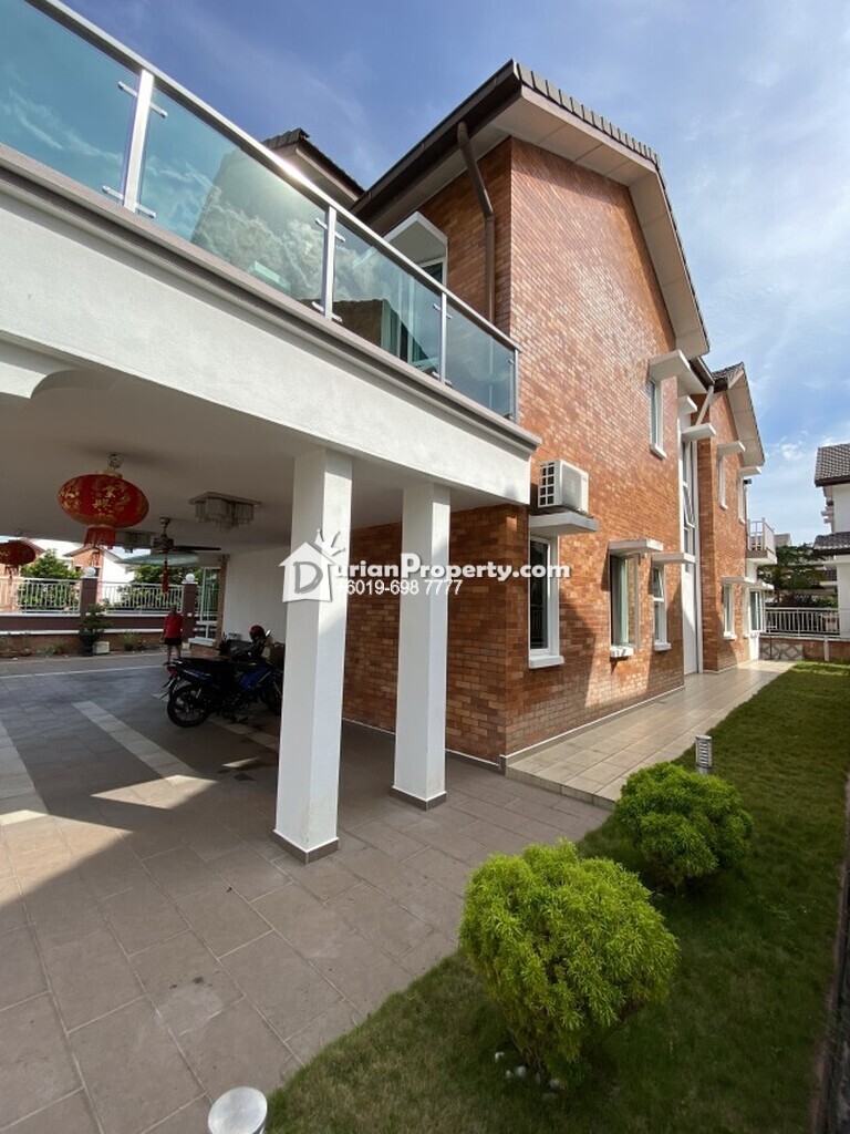 Bungalow House For Sale at Good View, Bandar Sungai Long