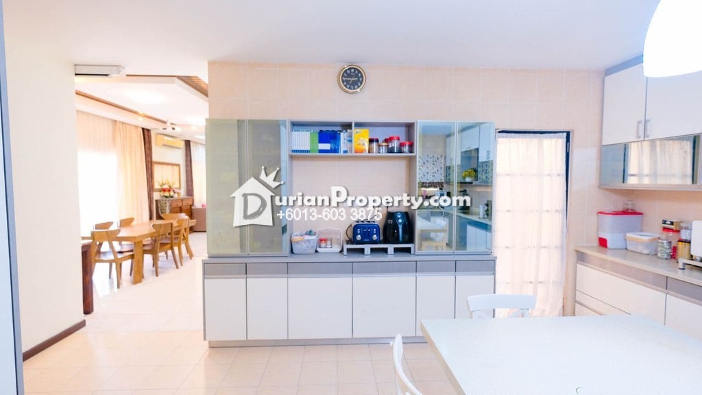 Terrace House For Sale at Space U8, Bukit Jelutong