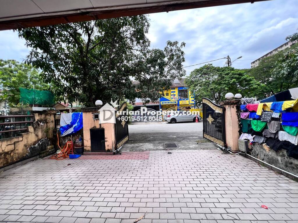 Terrace House For Sale at Taman Desaria, Petaling Jaya