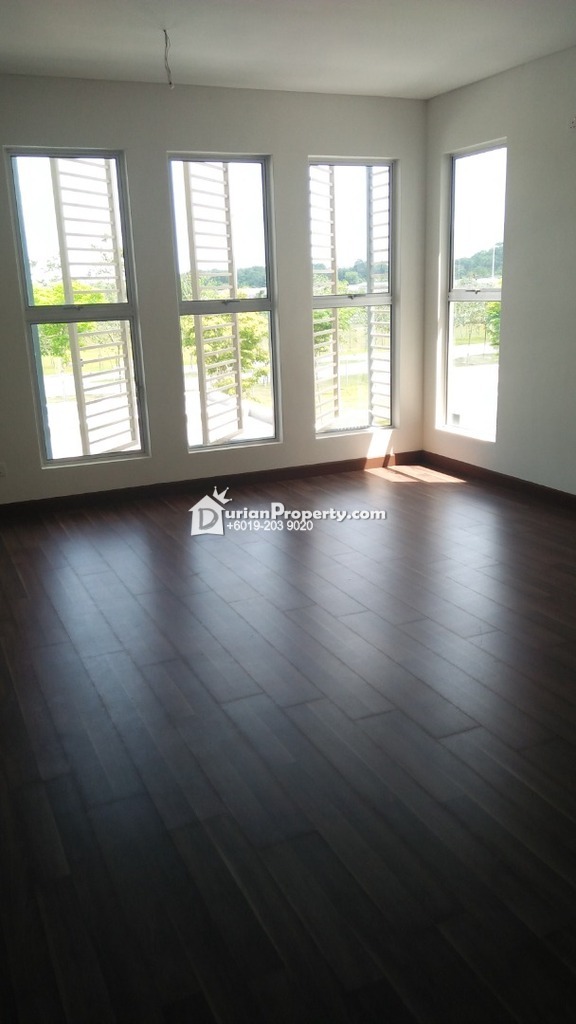 Terrace House For Sale at Hundred East, Nilai