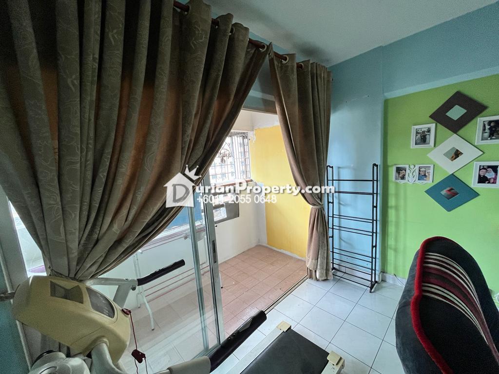 Apartment For Sale at Taman Cahaya, Ampang