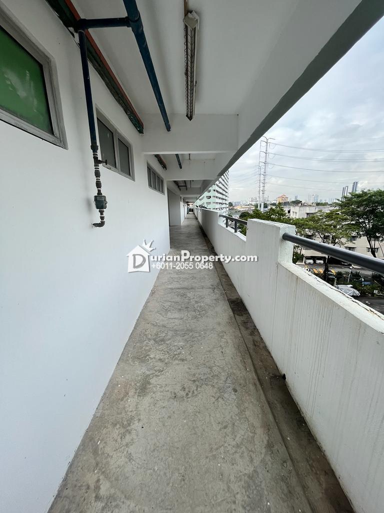 Apartment For Sale at Taman Cahaya, Ampang