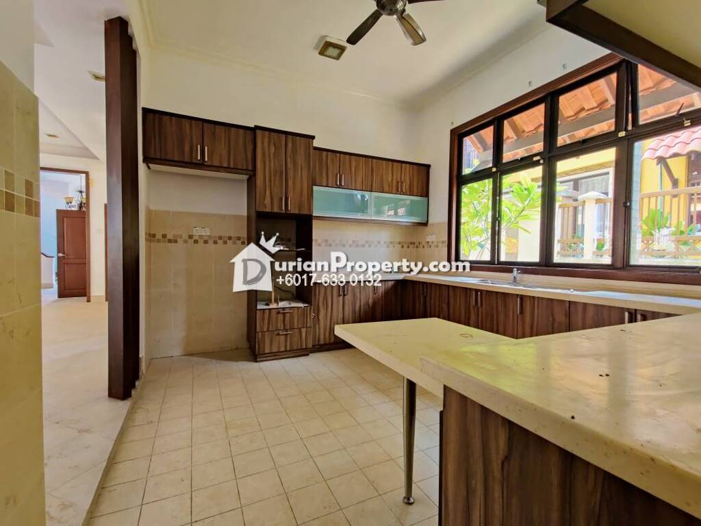 Bungalow House For Rent at Section 27, Shah Alam