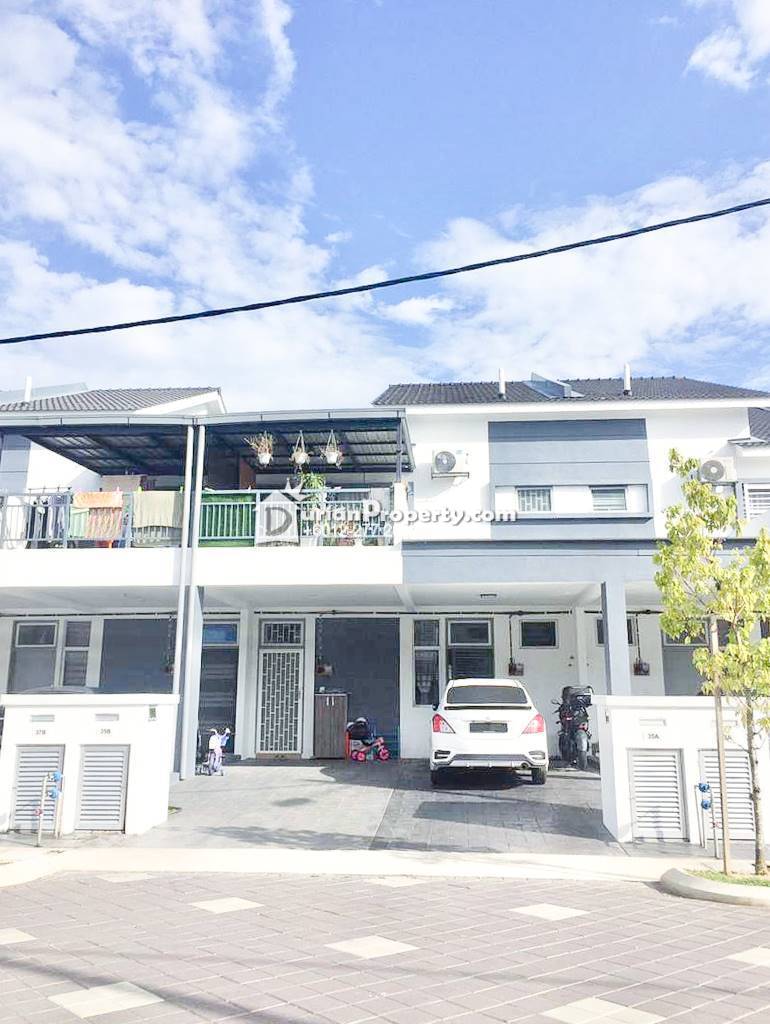 Townhouse For Sale at Simfoni Perdana