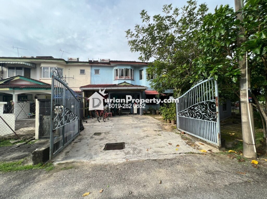 Terrace House For Sale at Pu12