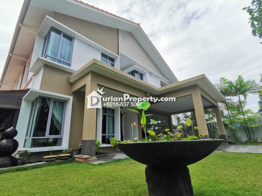 Bungalow House For Sale at Villa Safira