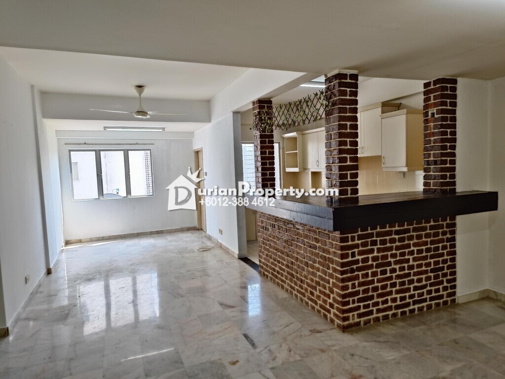 Condo For Sale at Greenpark