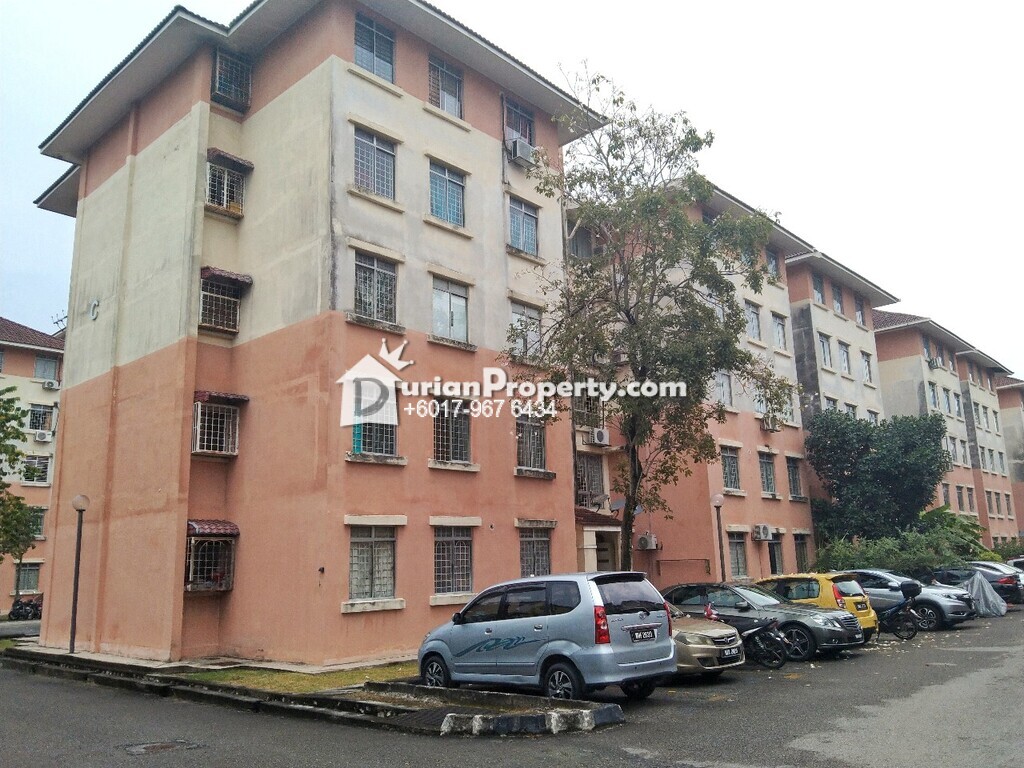 Apartment For Sale at Pangsapuri Suria