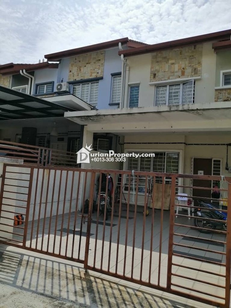 Terrace House For Rent at Taman Universiti