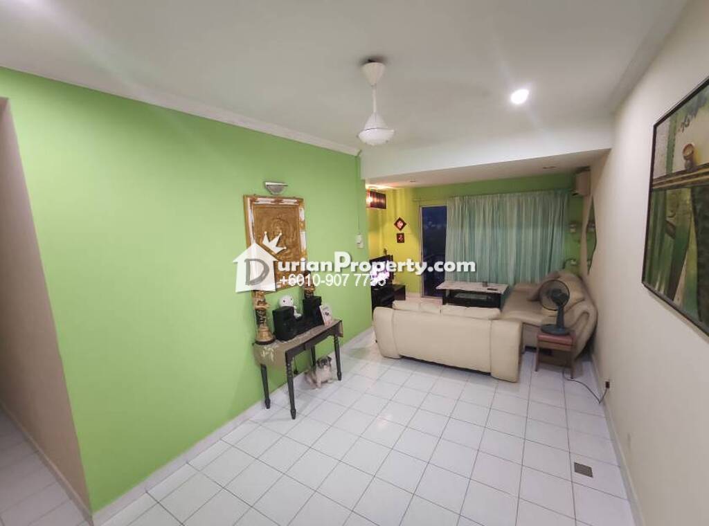 Apartment For Sale at Greenhills