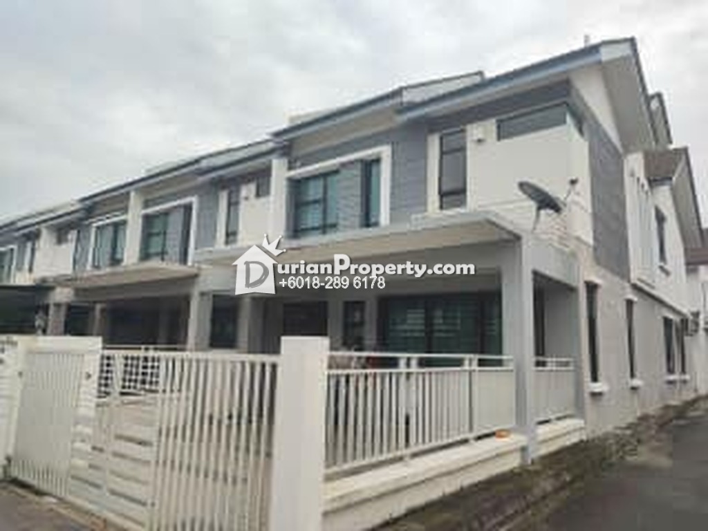 Terrace House For Sale at Lakeside Residences