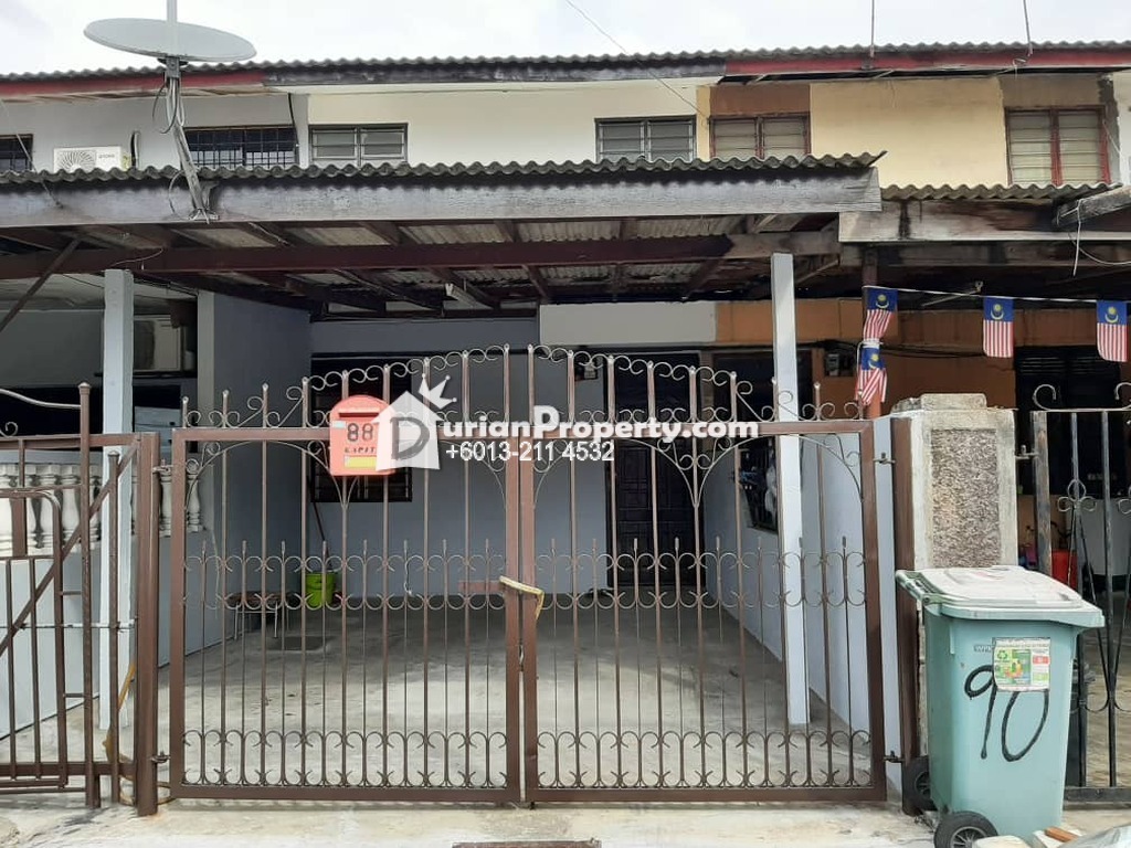 Terrace House For Sale at Taman Beringin