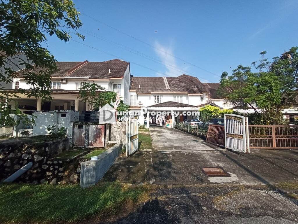 Terrace House For Sale at Bangi Golf Resort