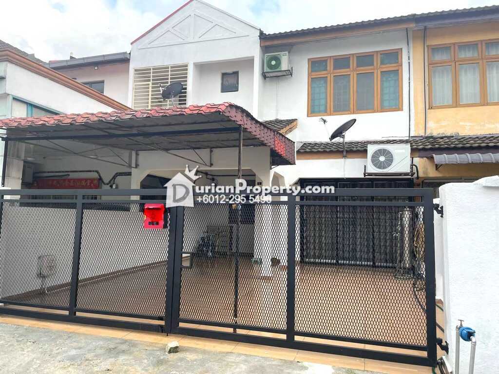 Terrace House For Sale at Taman Subang Perdana