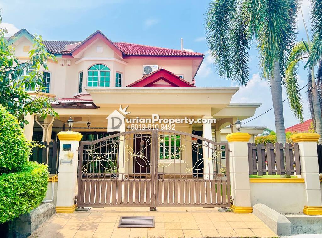 Terrace House For Sale at Section 9