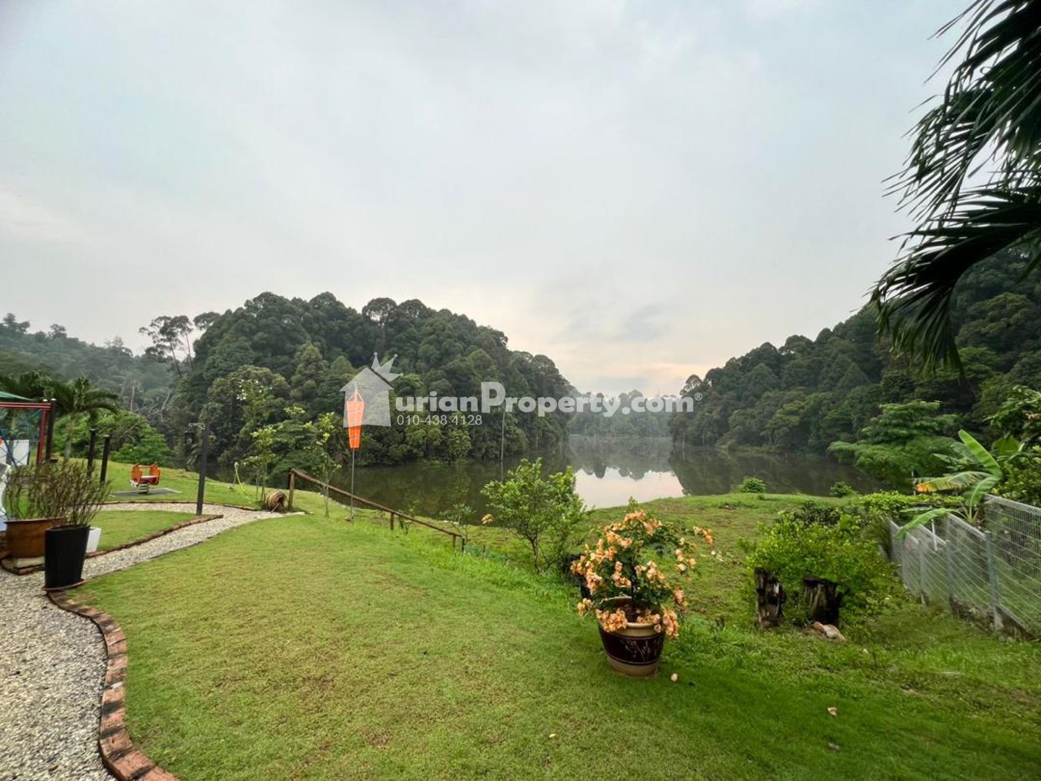 Bungalow House For Sale at Perdana Heights