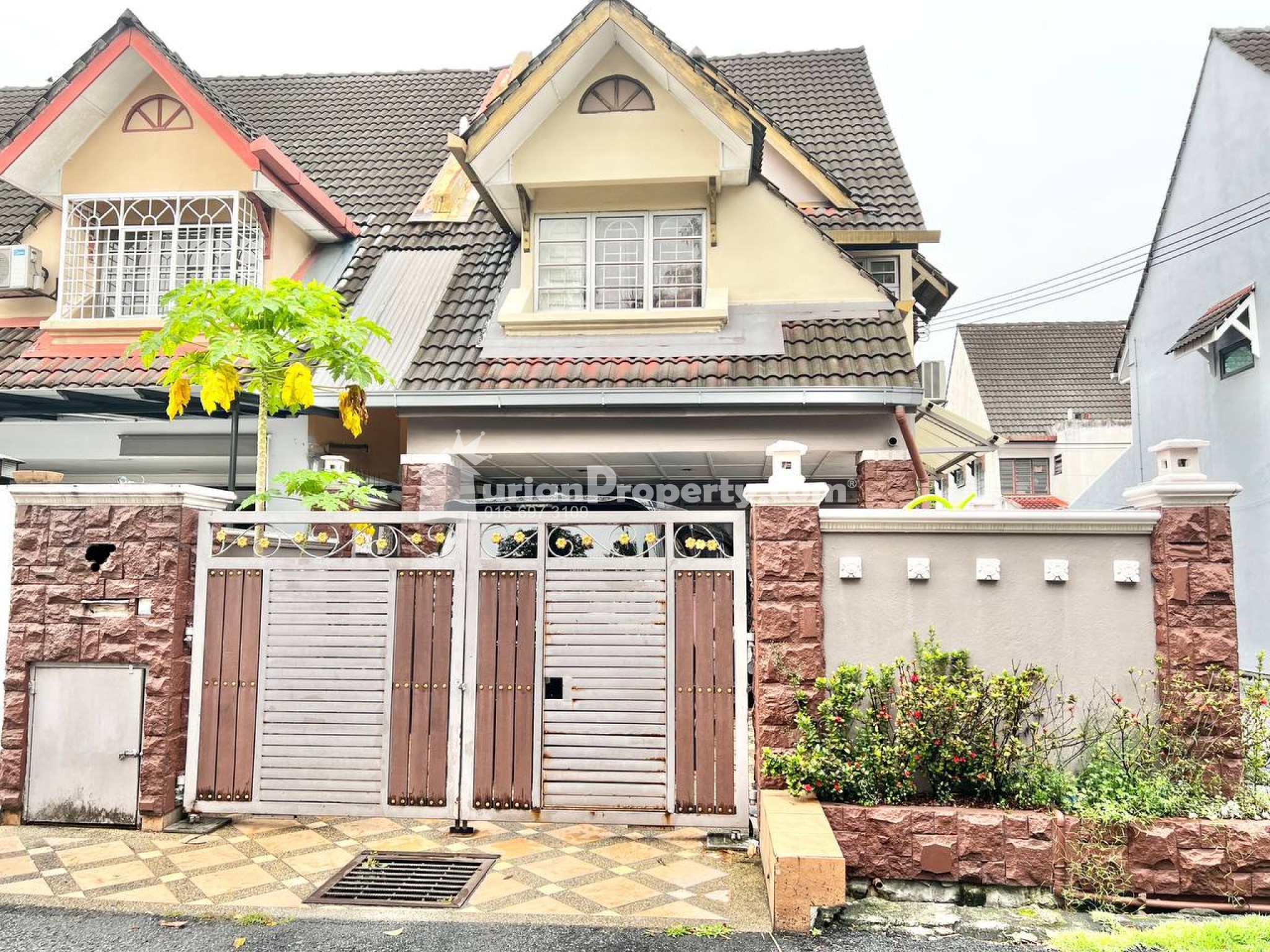Terrace House For Sale at Taman Subang Permai
