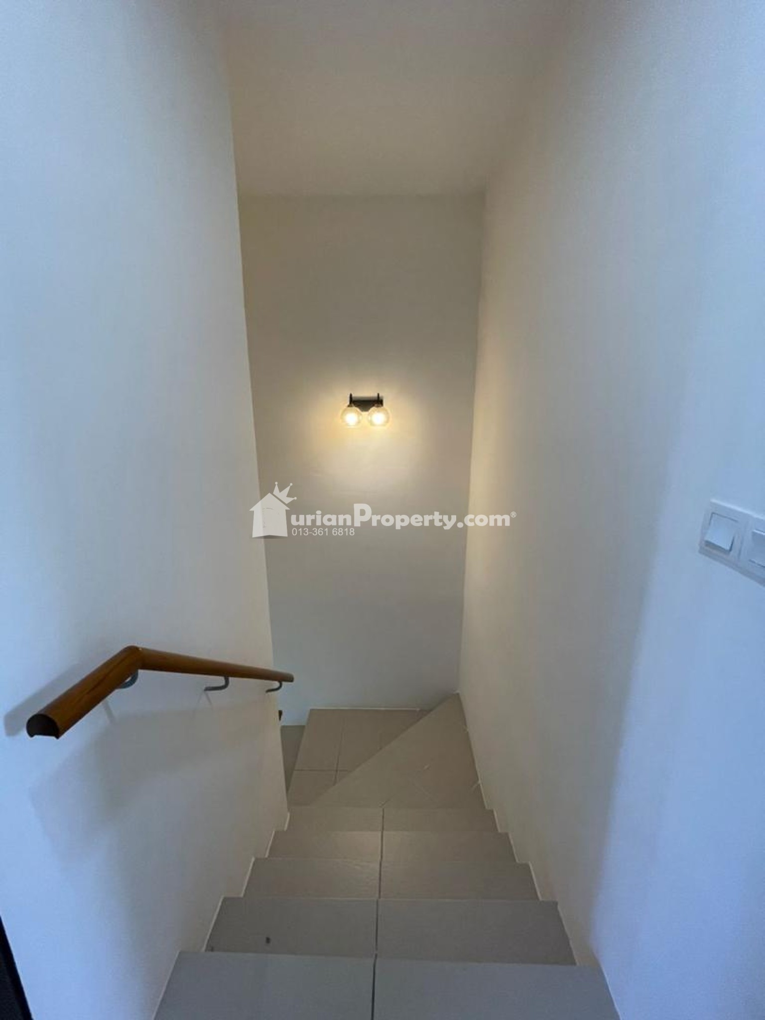 Terrace House For Sale at Irama Perdana @ LBS Alam Perdana