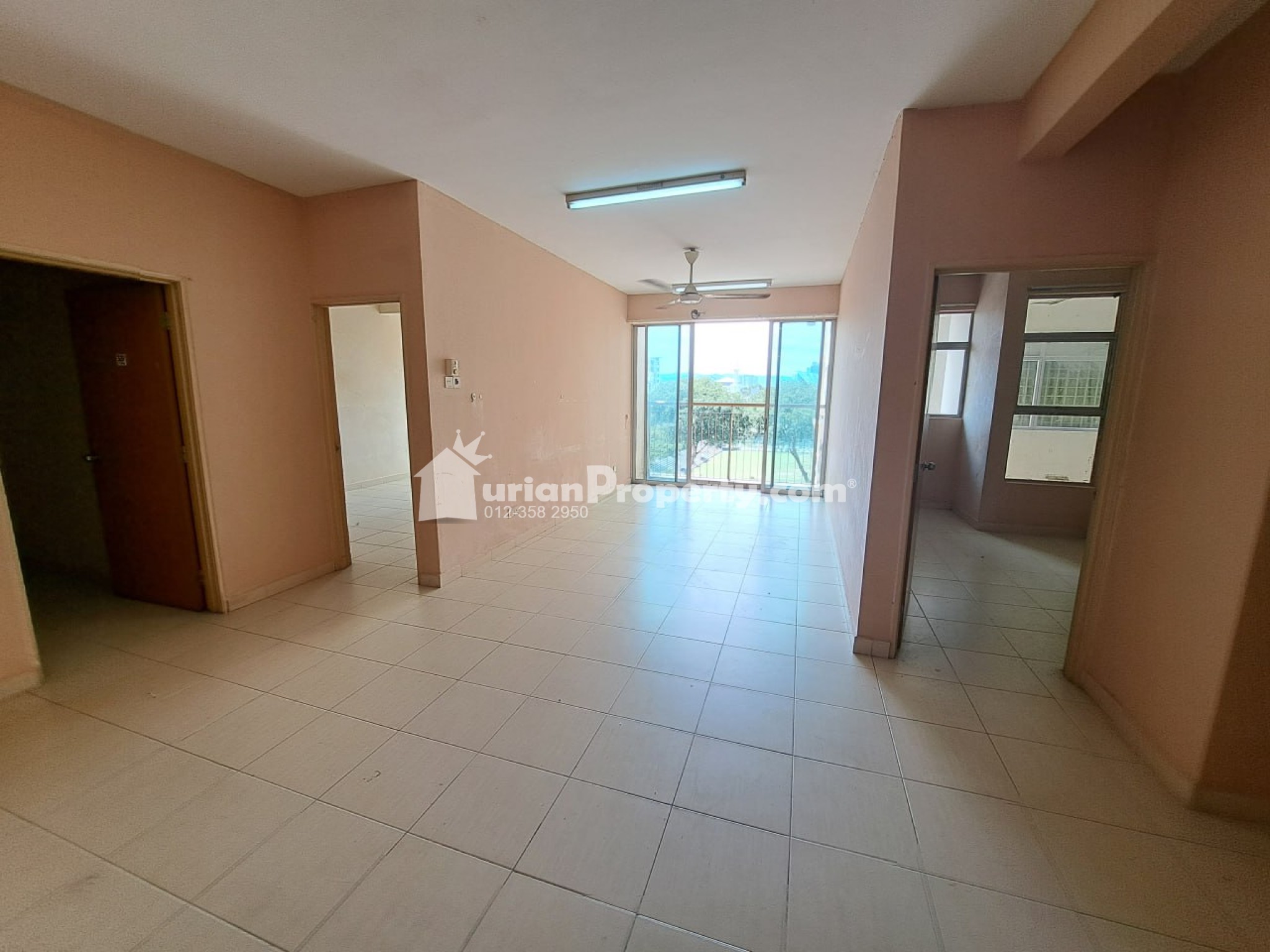 Condo For Sale at Plaza Rah