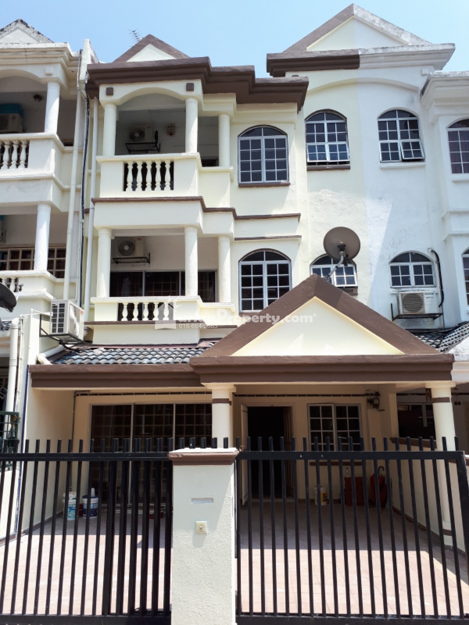 Terrace House For Sale at Bayan Hill Homes