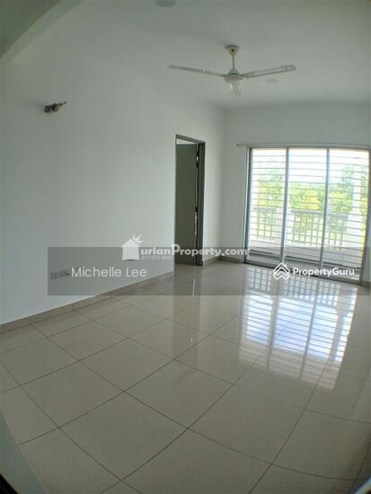 Terrace House For Rent at Perennia