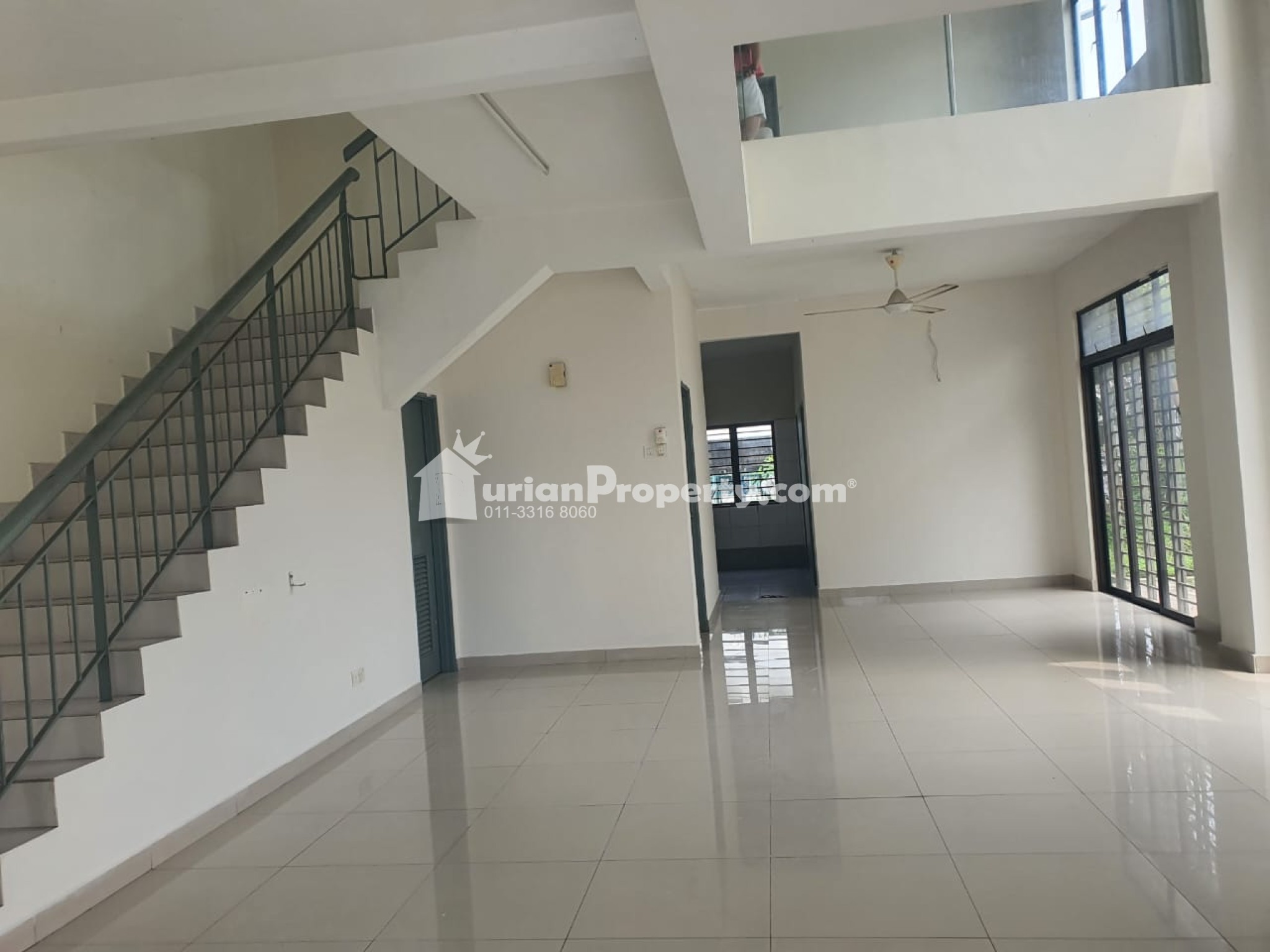 Terrace House For Rent at Lakeside Residences