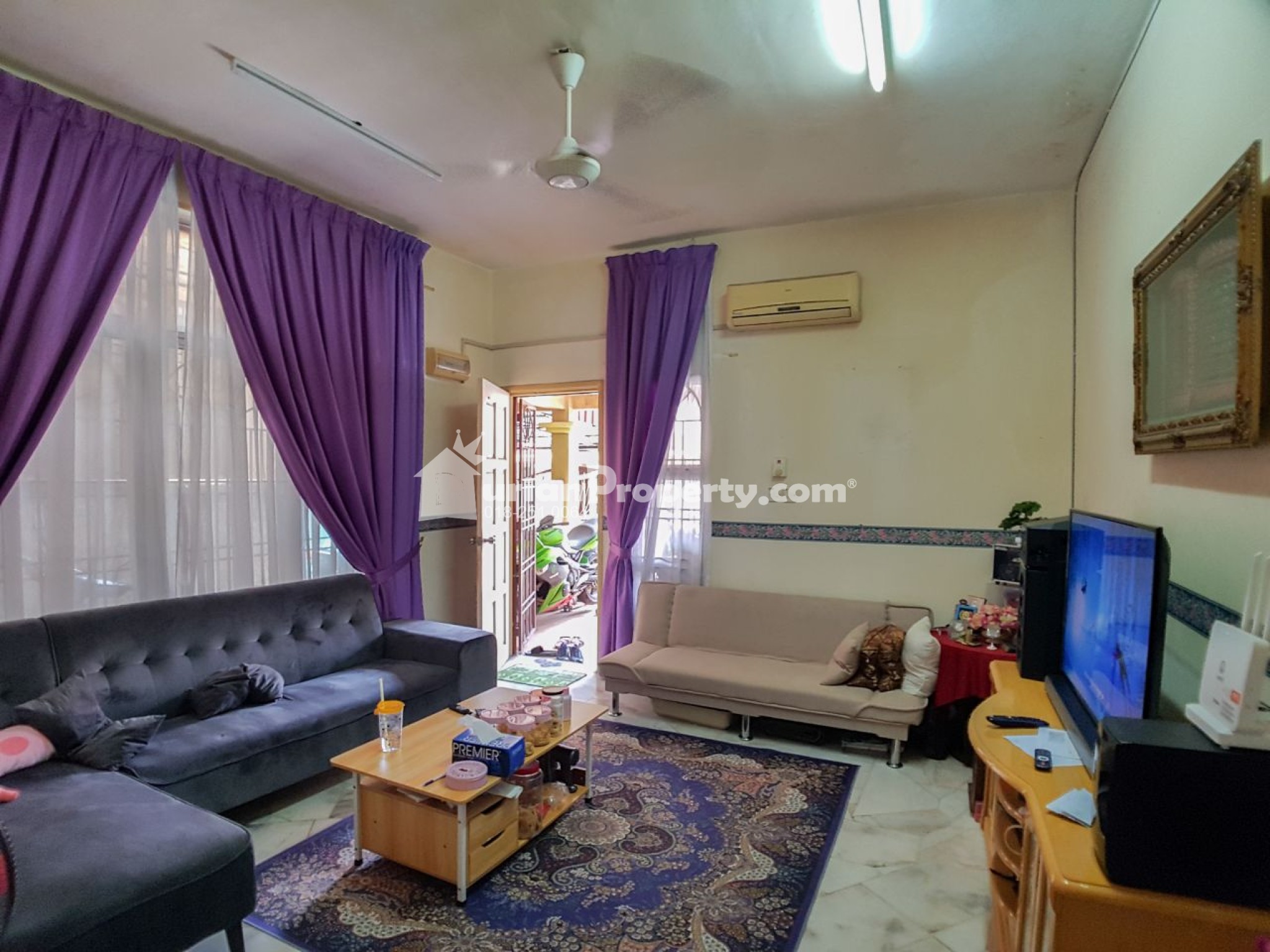 Townhouse For Sale at Desa Puteri