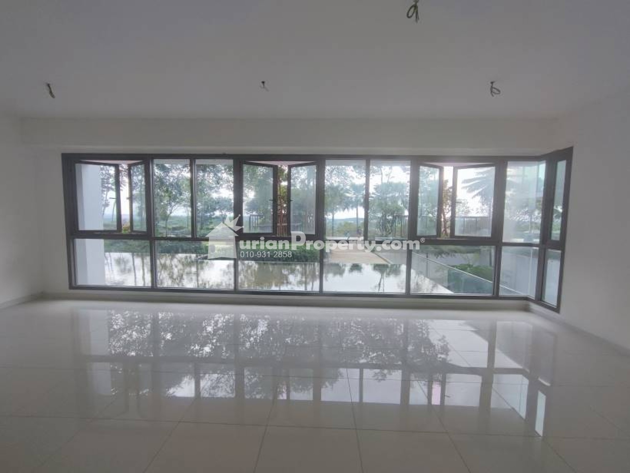 Condo For Sale at Iskandar Residences