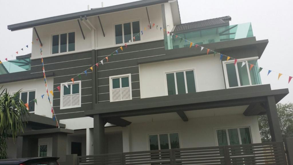 Semi D For Sale at Impian Tropika, Shah Alam for RM 1,250,000 by Rina