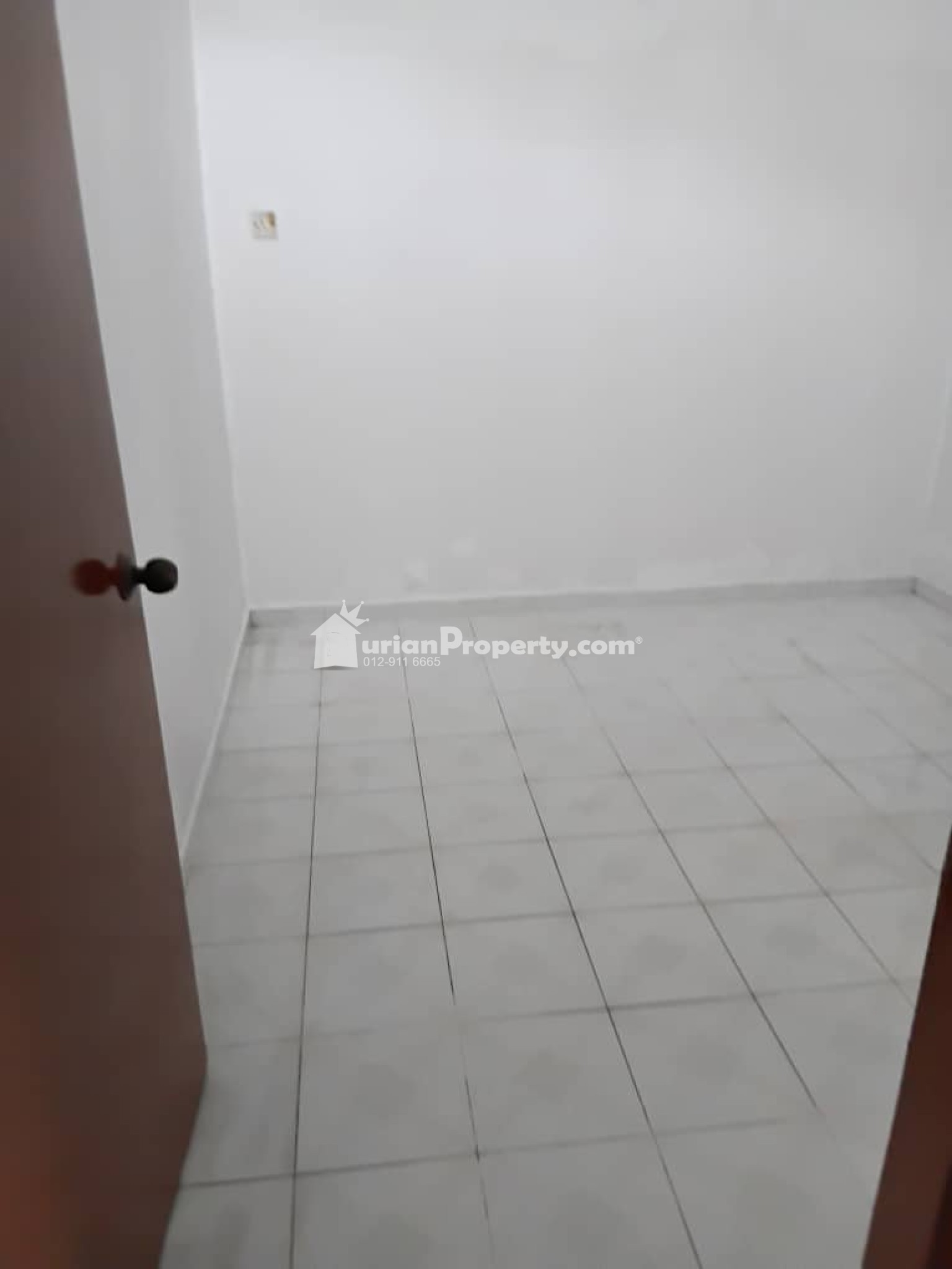 Terrace House For Sale at Batu Belah