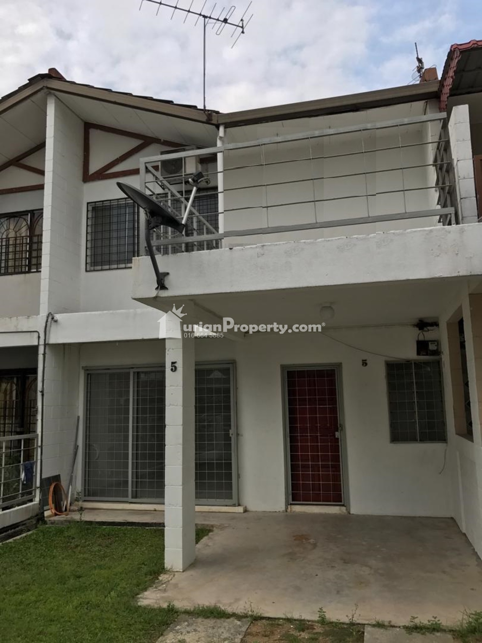 Terrace House For Rent at Bandar Sunway