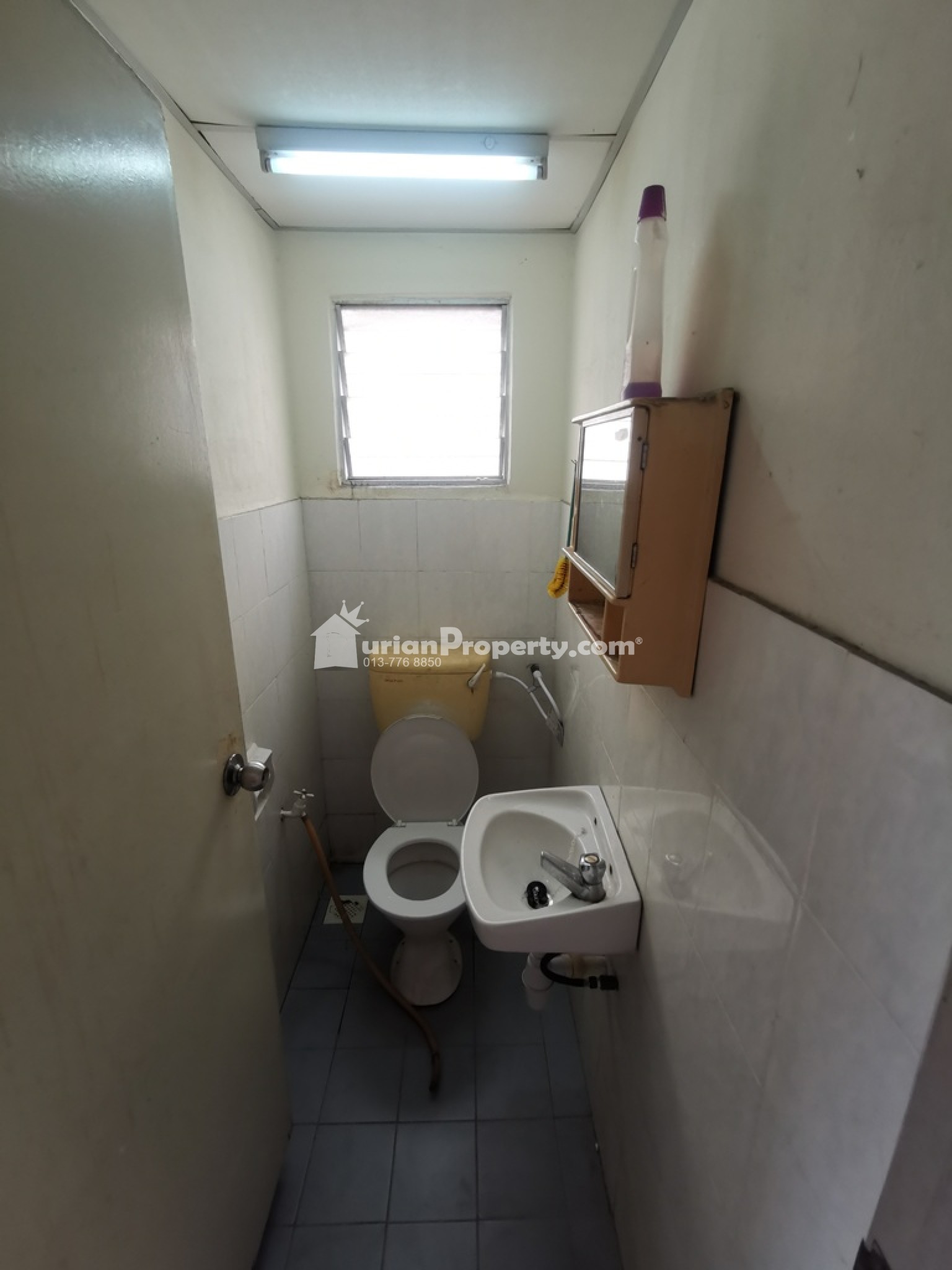 Apartment For Sale at Kantan Court