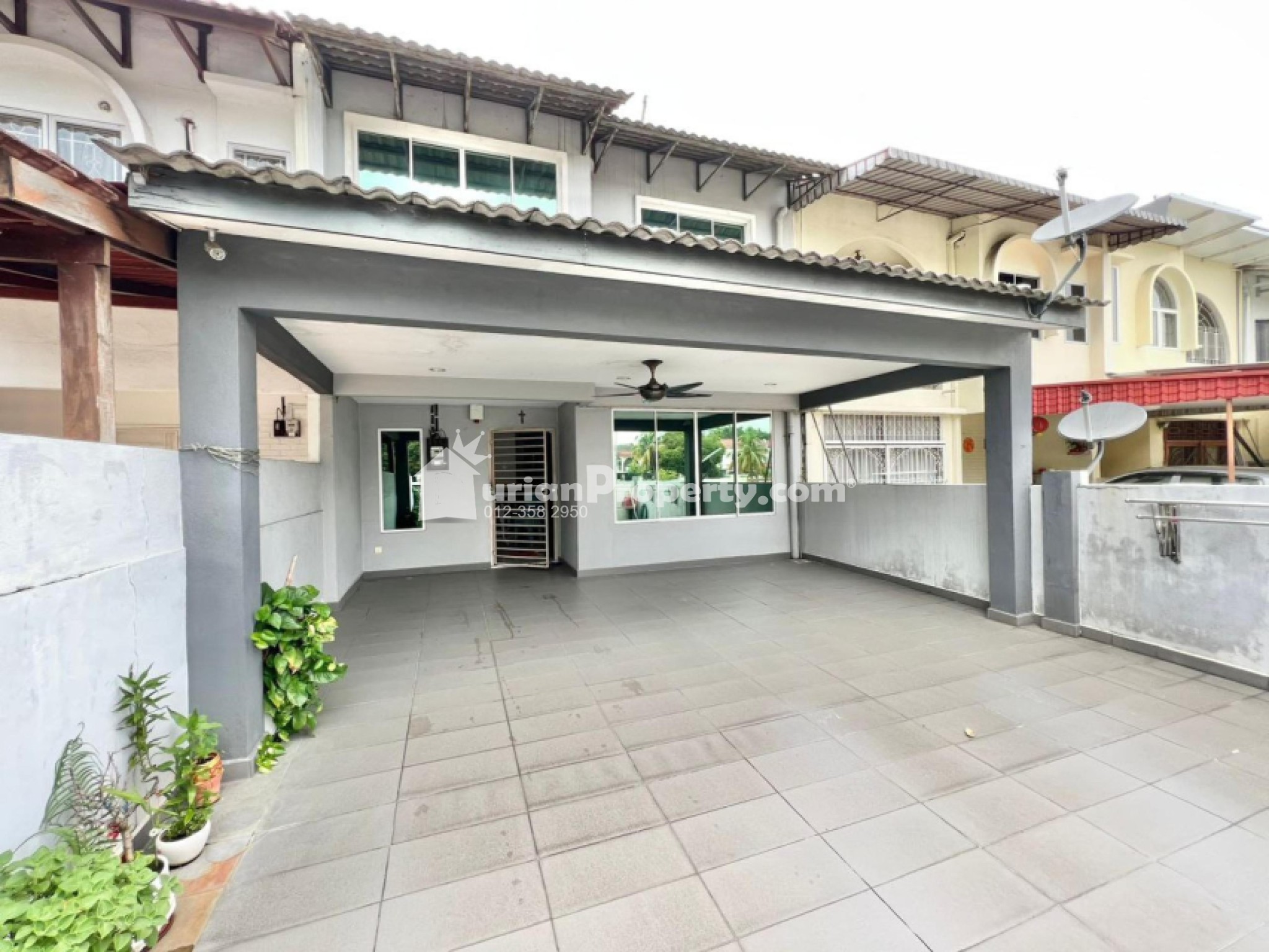 Terrace House For Sale at SS12
