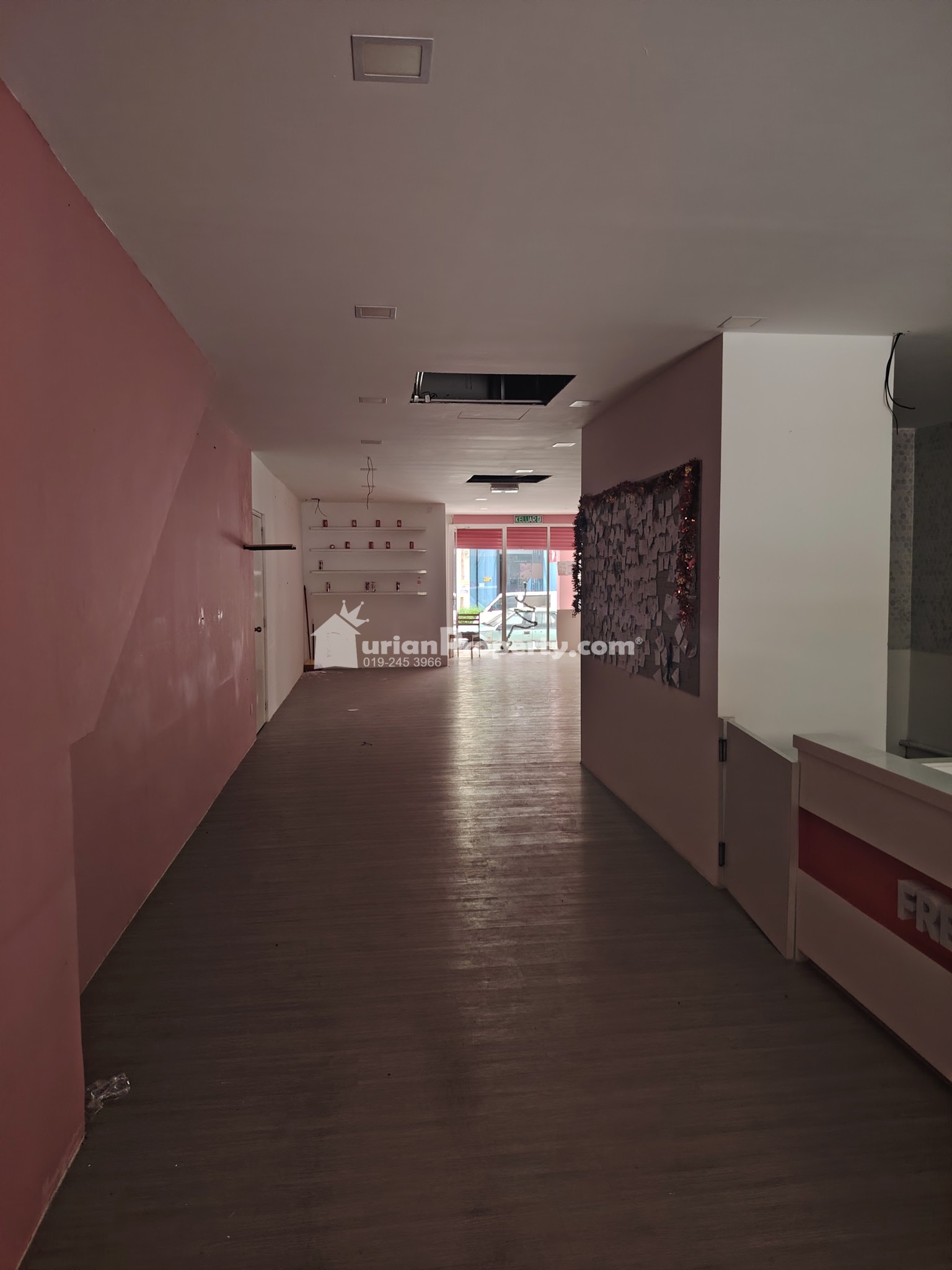 Shop For Rent at Taman Menjalara